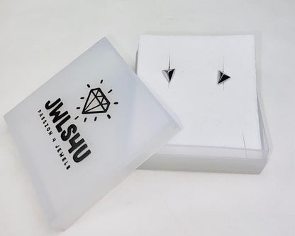 Oorbellen Piramide 3D Goudkleur JE001G-3